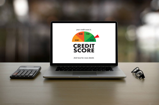 CREDIT SCORE (Businessman Checking Credit Score Online and Finan - Valokuva, kuva