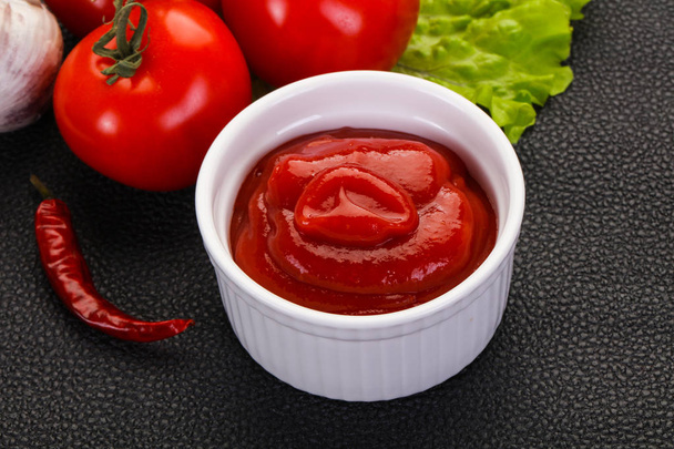 Sauce ketchup tomate
 - Photo, image