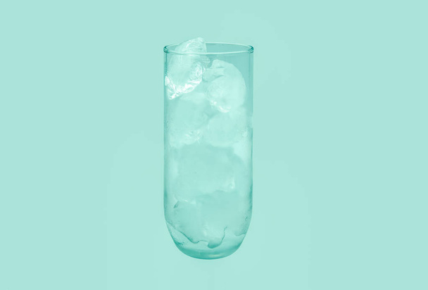 Another glass of pure ice - Фото, изображение