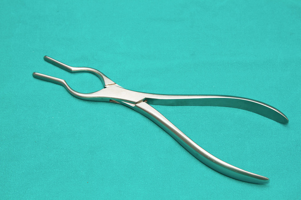 surgical instruments on sterile table - Φωτογραφία, εικόνα