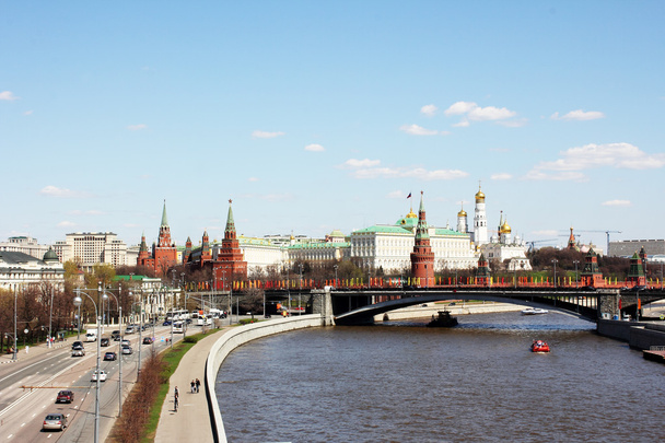 Moscú, río, autopista y Kremlin
 - Foto, imagen