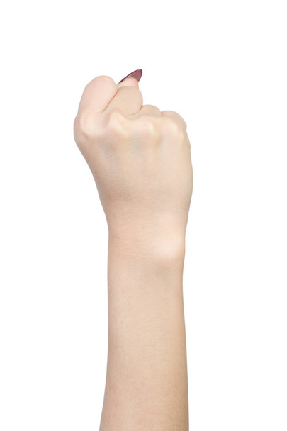 Γυναικεία γροθιά χέρι δείχνει δύναμη του ατόμου - Φωτογραφία, εικόνα