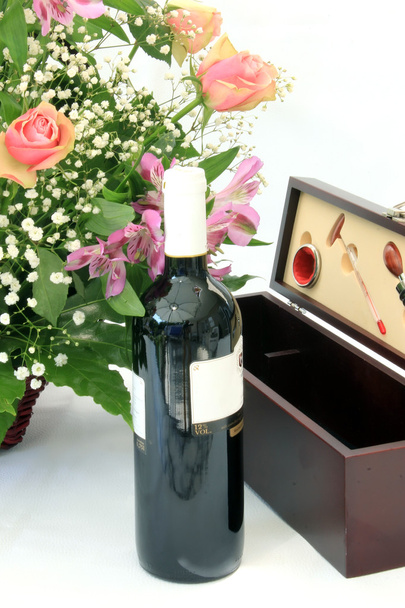 víno a květiny - Fotografie, Obrázek
