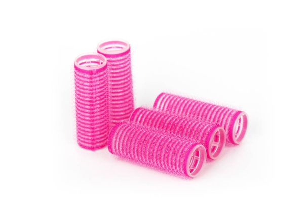 Група рожевих стрижок волосся ізольовані на білому тлі
 - Фото, зображення