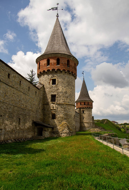 Старий кам'яний замок
 - Фото, зображення