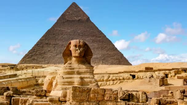 Сфінкс і піраміда, Каїр, Єгипет. - Кадри, відео
