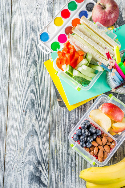 Healthy school lunch box - Фото, изображение