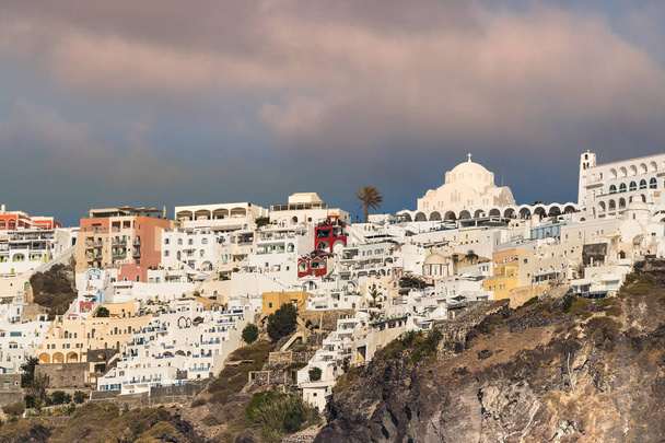Detail aanzicht van de stad Thira in Santorini, Geece. - Foto, afbeelding