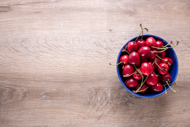 red cherries in the background - Foto, Imagem