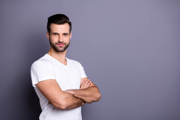 Portrait of charming cute millennial businessman entrepreneur feel glad interested dressed light-colored clothes isolated grey background he his - Φωτογραφία, εικόνα