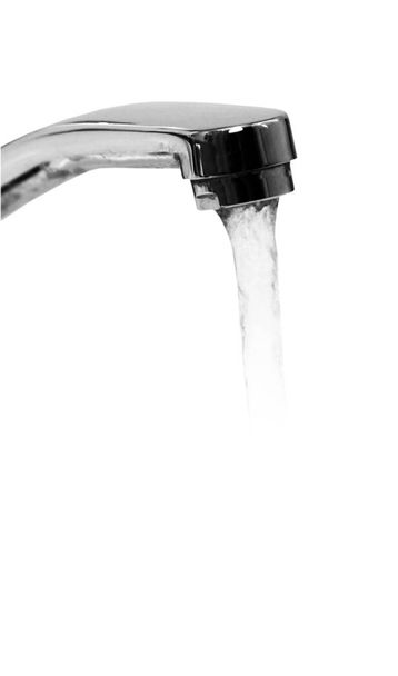 Proud vody tekoucí z chromované vodní míchačky - Fotografie, Obrázek