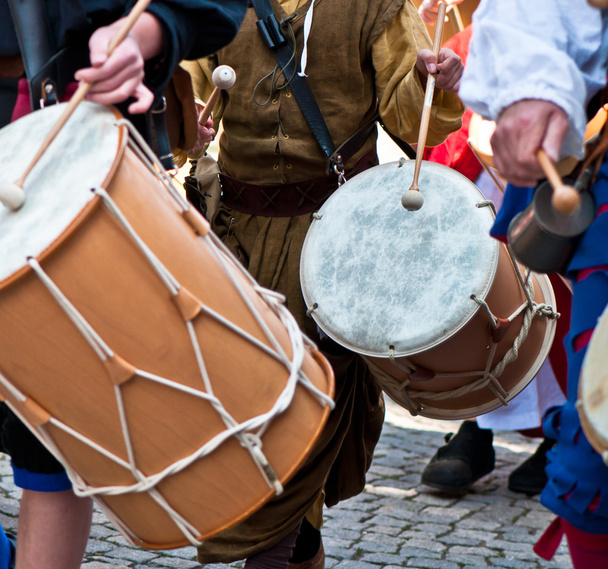 Marching band drummers - 写真・画像