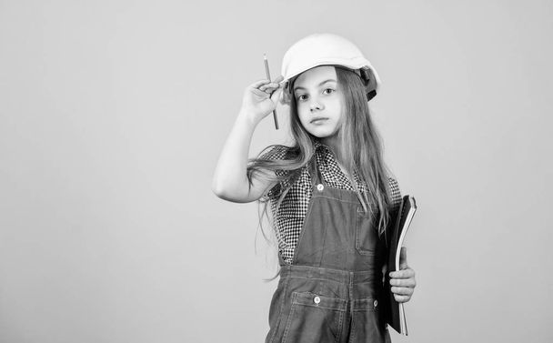 Control renovation process. Kid happy renovating home. Home improvement activity. Kid girl planning renovation. Child renovation room. Family remodeling house. Create room you always dreamed - 写真・画像