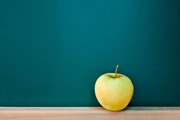 Vihreä omena
 - Valokuva, kuva