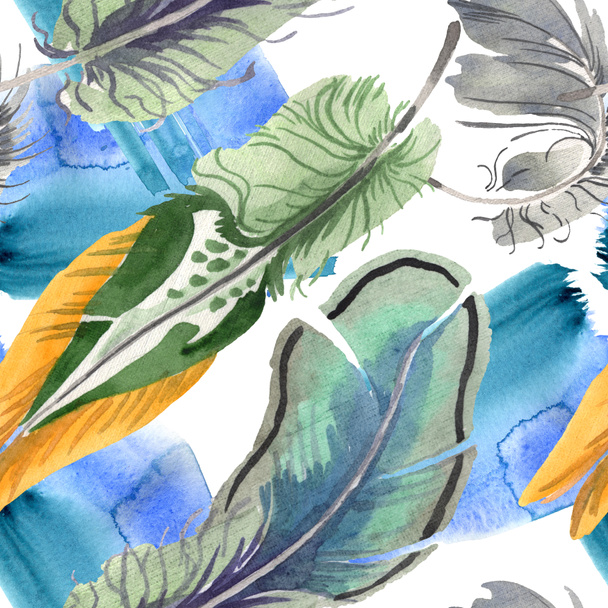 Watercolor bird feather from wing isolated. Aquarelle feather for background. Seamless background pattern. - Fotografie, Obrázek