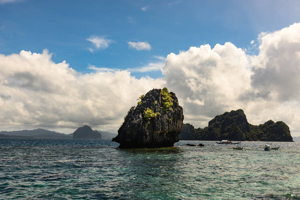 Морський пейзаж від острова Сімідзу, Філіппіни - Фото, зображення
