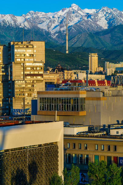 Almaty vue sur la ville, Kazakhstan, Asie centrale  - Photo, image