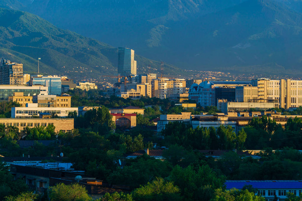 Blick auf Almaty, Kasachstan, Zentralasien  - Foto, Bild