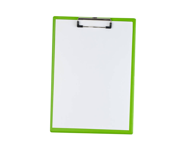 groen papier houder met witte blanco vellen  - Foto, afbeelding