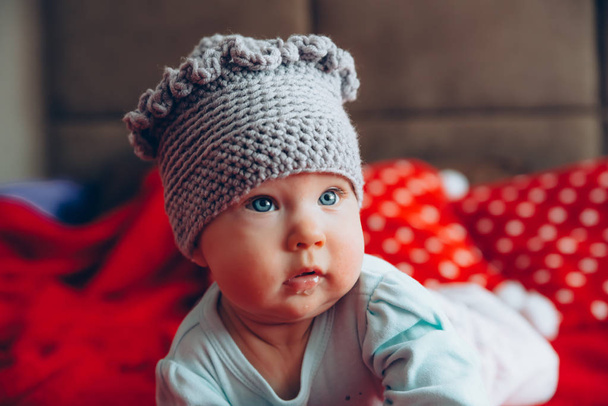 children's fashion - hand-made woolen hat - Фото, зображення
