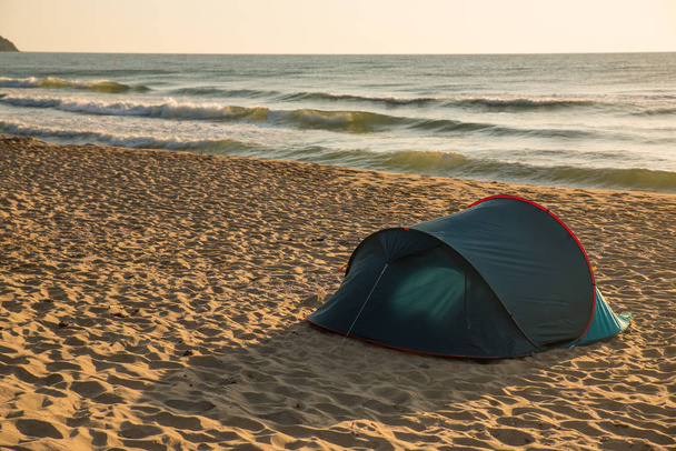 A small tent - Foto, imagen