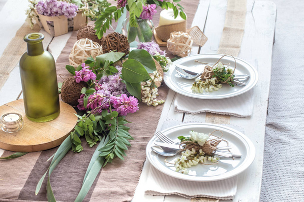 Bellamente elegante mesa decorada para vacaciones - boda o val
 - Foto, imagen