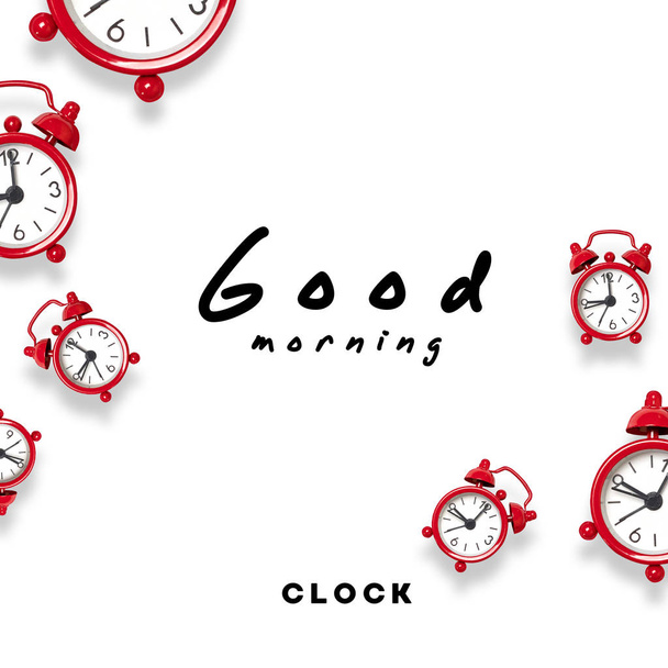 おはようございます。白い背景に赤い目覚まし時計パターン。稼働週の開始日 - 写真・画像