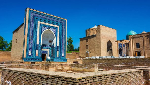 ウズベキスタン、サマルマンドのネクロポリス、シャー・イ・ジンダ - 写真・画像