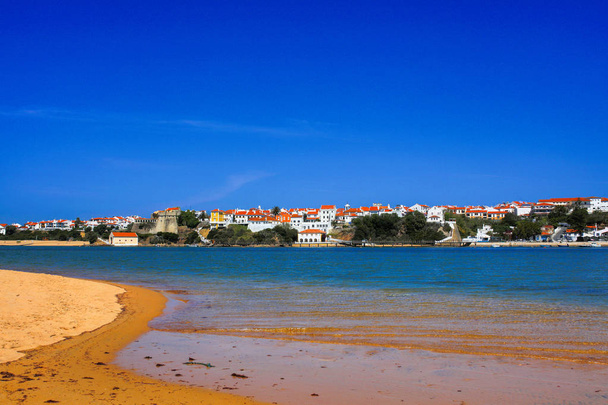 πόλη και παραλία της Vila Nova de Milfontes - Φωτογραφία, εικόνα