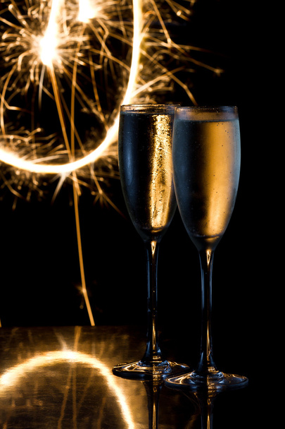 Champagne en vuurwerk - Foto, afbeelding