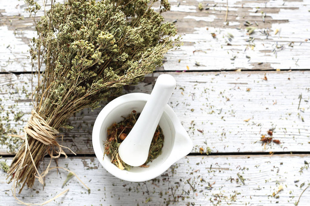 Oregano. Dried herbs in natural medicine and cooking - Фото, зображення