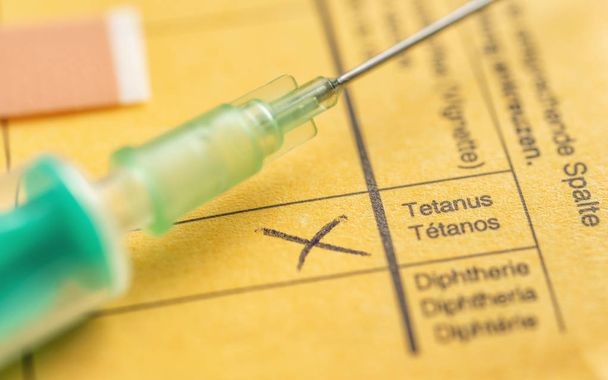 Certificado internacional de vacunación - Tétanos
 - Foto, Imagen