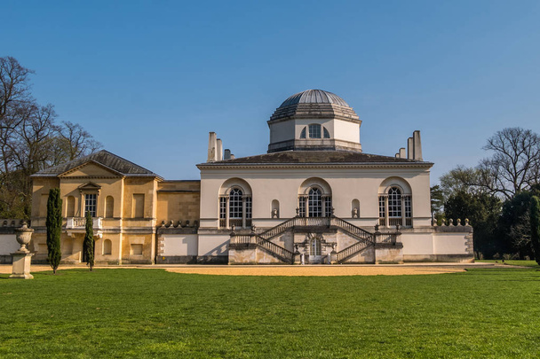 In the back of Chiswick House on West London, Uk. Chiswick House - Foto, Imagen
