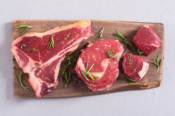 Variety of raw beef meat steak  - Foto, Imagem
