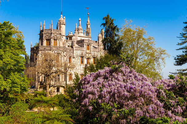 Pałac Regaleira, Quinta da Regaleira, Sintra, Portugalia - Zdjęcie, obraz