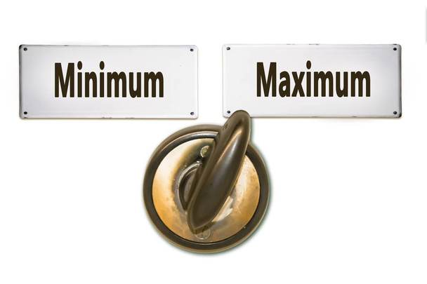 Straatnaambord maximaal versus Minimum - Foto, afbeelding