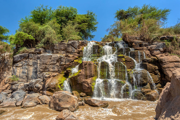 cachoeira no Parque Nacional Awash
 - Foto, Imagem