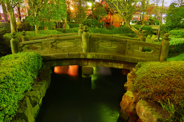 Japanischer Garten bei Nacht - Foto, Bild