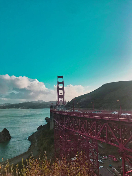 Primo piano del Golden Gate Bridge - Foto, immagini