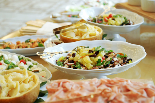 buffet de salada
 - Foto, Imagem