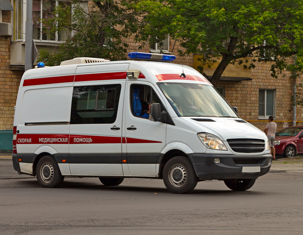 Ambulans araba - Fotoğraf, Görsel