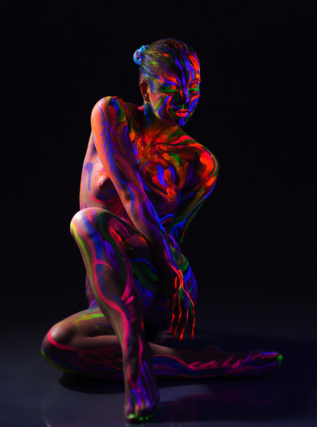 Fancy naked girl with ultraviolet pattern on body - Fotoğraf, Görsel