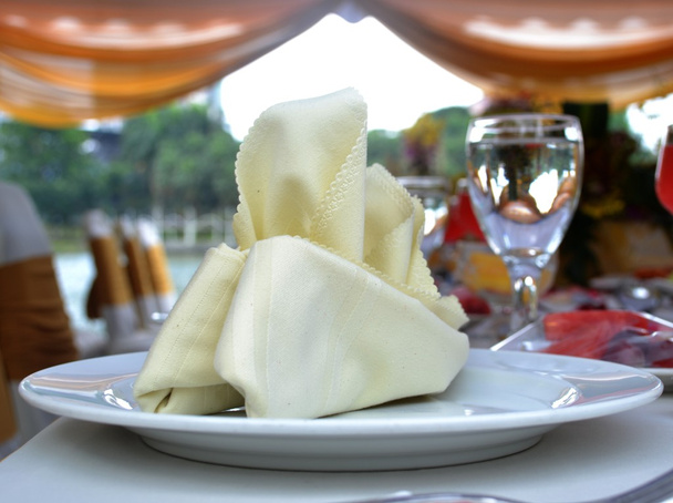 Tischdecken beim Hochzeitsempfang - Foto, Bild