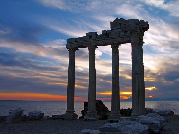 Храм Аполлона, Сиде, Турция - Фото, изображение