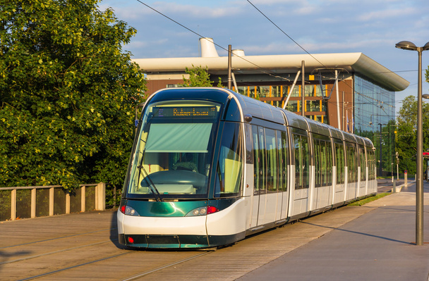 tram in de Europese wijk van Straatsburg - Elzas, Frankrijk - Foto, afbeelding