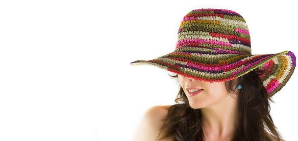 Nő kalapban beach - Fotó, kép