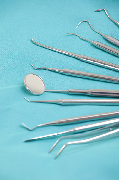Set of metal medical equipment tools for teeth dental care - Foto, Bild