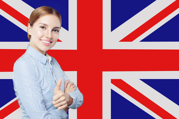 Ταξίδια, πρακτική και εκμάθηση αγγλικής γλώσσας στο Ηνωμένο Βασίλειο. - Φωτογραφία, εικόνα