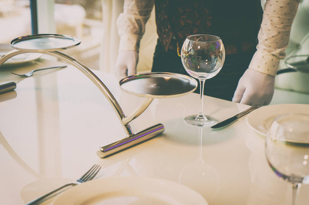 Table setting in a restaurant - Φωτογραφία, εικόνα