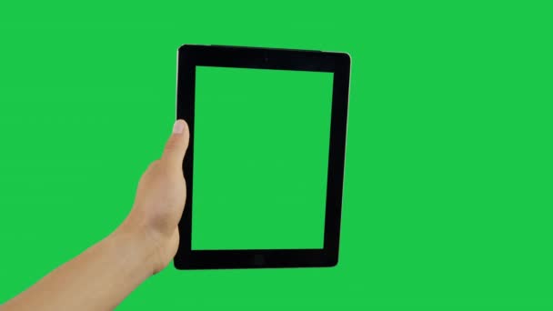 Κύλιση προς τα κάτω ψηφιακό tablet πράσινη οθόνη - Πλάνα, βίντεο